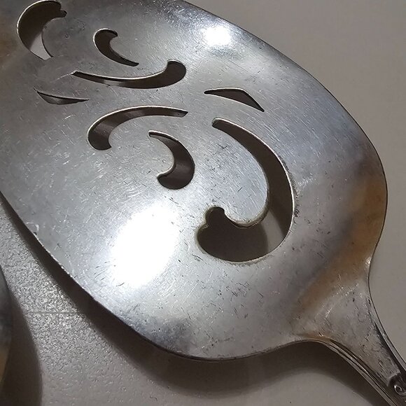 International Silver Tulip Serving Set 2pc floral center design 1950s Vtg minima - Picture 11 of 13